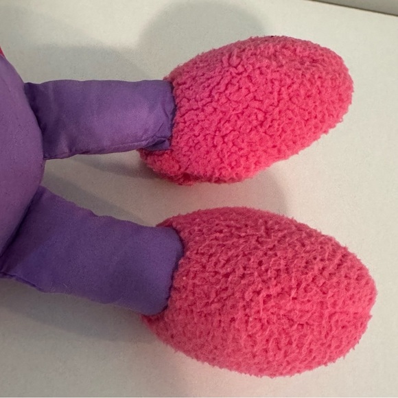 Minnie Mouse | Stuffed toy | Makes sound-talks | Fisher price | Used - Picture 3 of 3